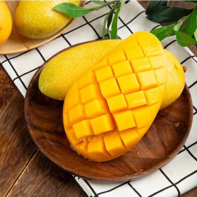 金煌芒海南新鲜当季热带水果水仙芒黄皮大芒果现摘一件代发