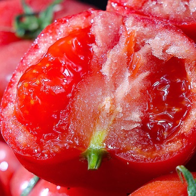 正宗沙瓤西红柿产地直发新鲜现摘精选自然熟生吃好吃整箱番茄农家