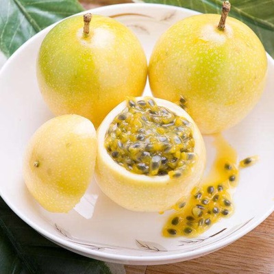 黄金百香果钦蜜9号西番莲纯甜孕妇水果现摘新鲜广西批发