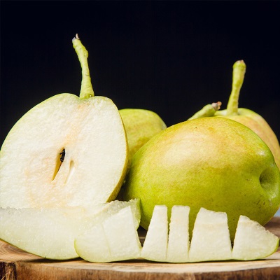 正宗新疆直发库尔勒香梨脆甜新鲜水果母梨当季孕妇应季整箱斤批发