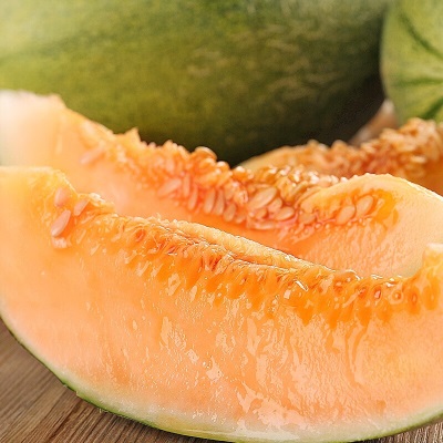 正宗海南哈密瓜9斤西州蜜瓜当季新鲜水果网纹瓜现摘现发整箱包邮