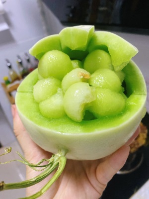 超甜哈密瓜斤网纹瓜当季水果甜瓜香瓜蜜瓜西州蜜产地直发香甜多汁