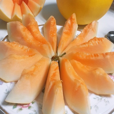 海南黄金蜜瓜黄哈密瓜新鲜当季水果现摘现发产地直发整箱一件代发