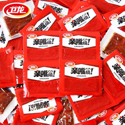 卫龙亲嘴烧多口味单独小包装解馋摆摊散装批发辣条辣片办公室零食
