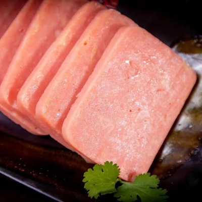 三文治盐方火腿即食三明治方火腿香肠早餐肠烧烤批放心购